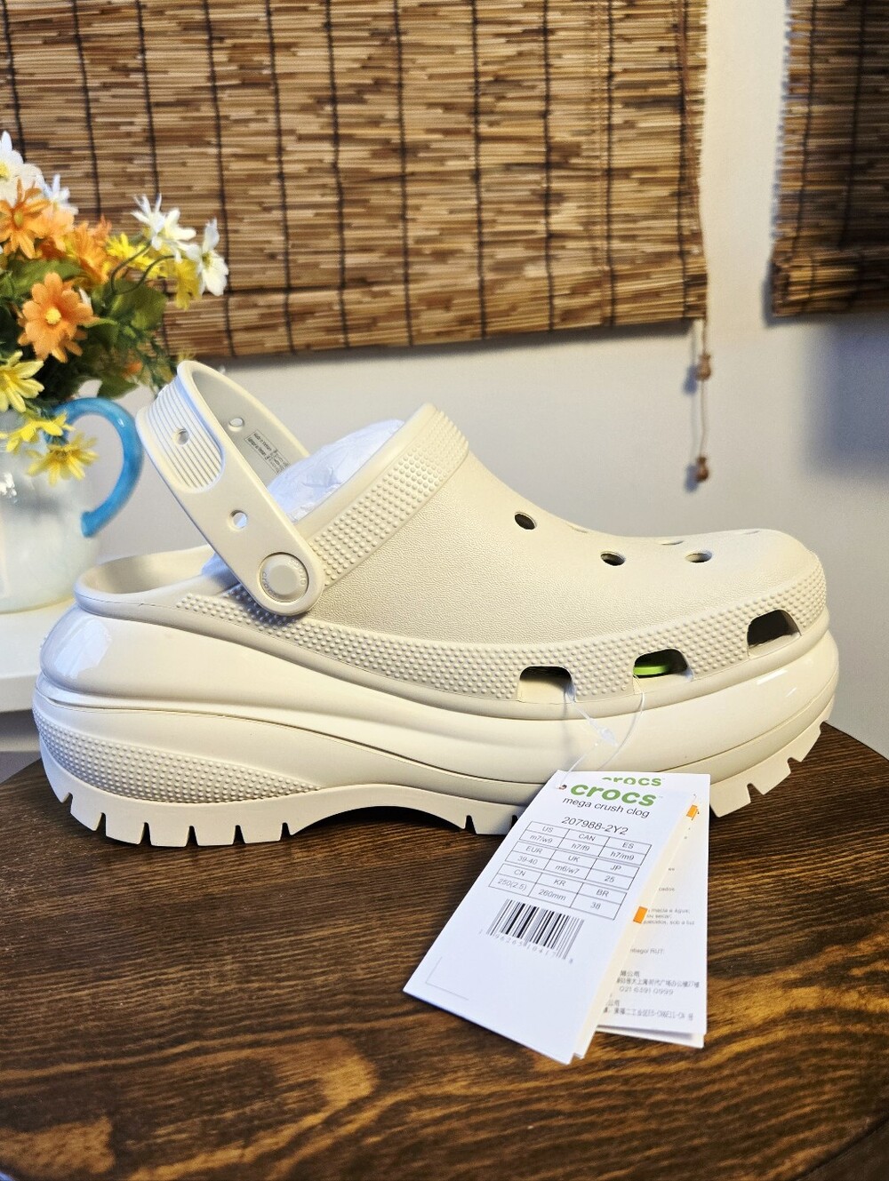 NWT CROCS Mega Crush Platform Clog